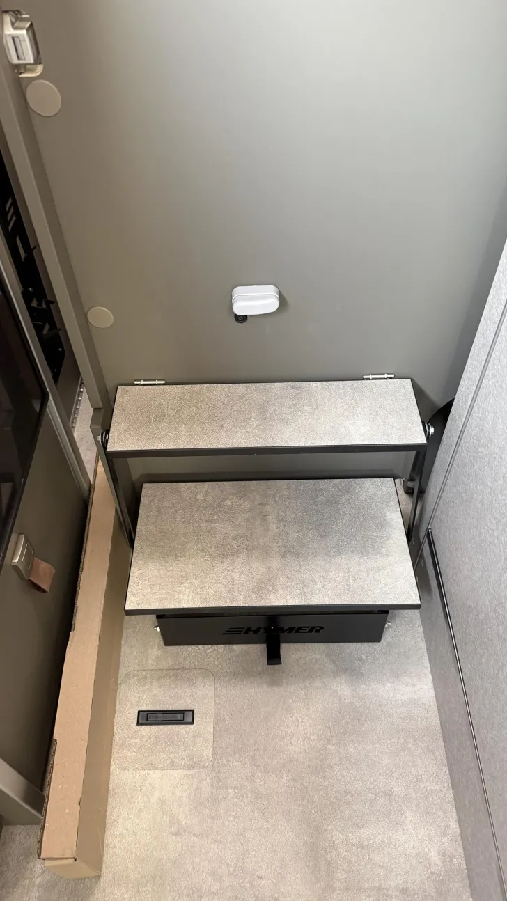 Fahrzeugbild Hymer Grand Canyon S CrossOver 600 4x4|9GAuto.|Stollen #31