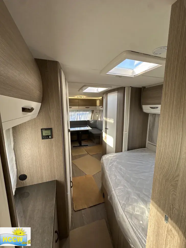 Sicht vorne-hinten Hobby Prestige 650 KFU Tageszulassung