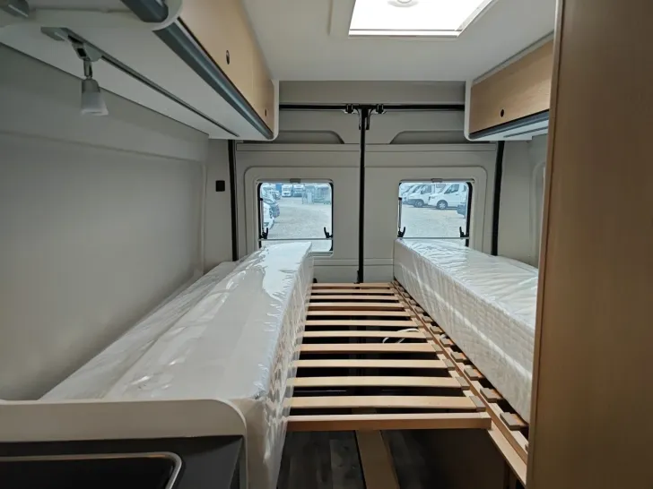 Fahrzeugbild Sunlight Cliff 640  IC-LINE #16