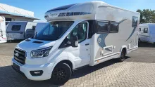 Heckgarage Chausson Teilintegrierte 777GA Titanium Premium 170 PS/Automatik/SAT/Hubbett