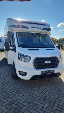 Frontal Vorne Chausson Teilintegrierte 777GA Titanium Premium 170 PS/Automatik/SAT/Hubbett