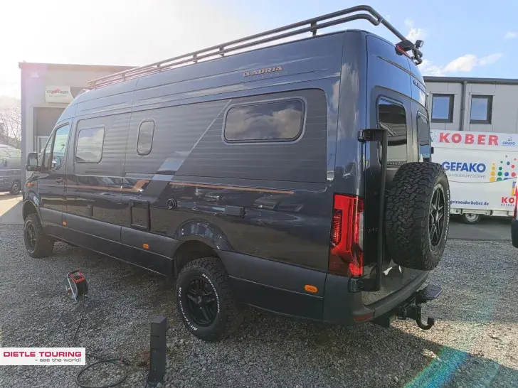 Fahrzeugbild Adria Supertwin 700 SGX 4x4 sofort verfügbar #3