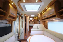 Fahrzeugbild Carthago Chic E-Line 51 QB/Quensbett/Garage/Solar #11