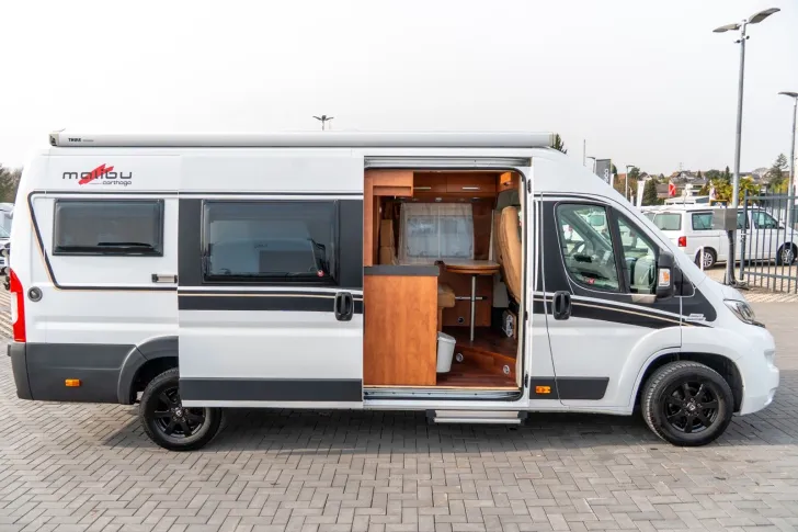 Fahrzeugbild Malibu 640 *AHK*Alarmanlage*Luftfeder*SAT*TV*Solar* #6