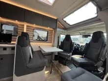 Fahrzeugbild Crosscamp EXPDN T 7.4 E Peugeot #7