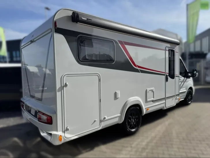 Fahrzeugbild LMC Tourer Lift H 664 G Automatik Navi Einzelbetten #4