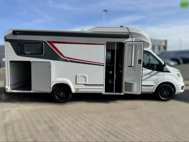 Fahrzeugbild LMC Tourer Lift H 664 G Automatik Navi Einzelbetten #7