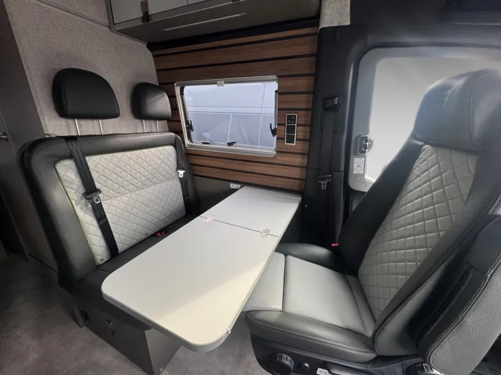 Fahrzeugbild Hymer Grand Canyon S CrossOver 600 #12
