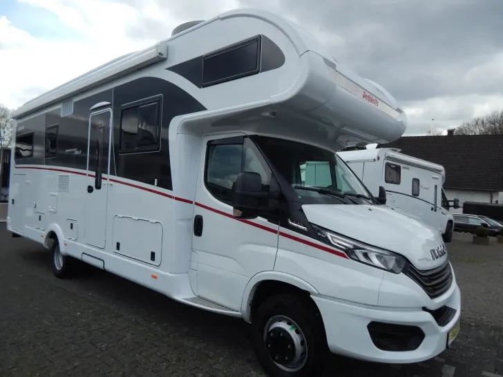 Fahrzeugbild Dethleffs Globetrotter XXL A 9000-2 EB Top Family Fahrzeug #4