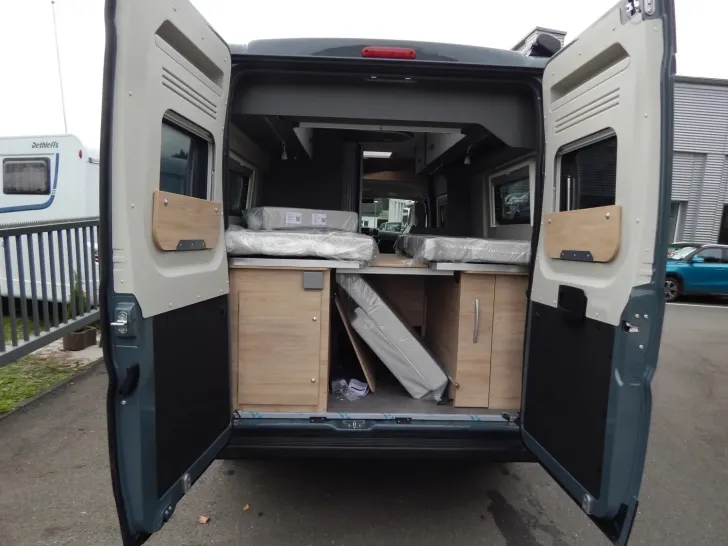 Fahrzeugbild Dethleffs Globetrail 600 ER Fiat Einzelbetten #9