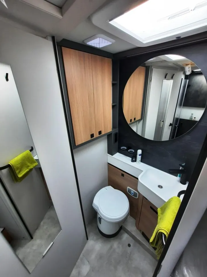 Fahrzeugbild Hymer B-Klasse MC I 680 Verfüg./Sparen Sie 16.465,- € #13