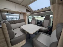 Fahrzeugbild Eura Mobil Profila T PT 720 EB Edition 101 Variante 2/4,25t/Alu/Markise/Fahrradträger #9
