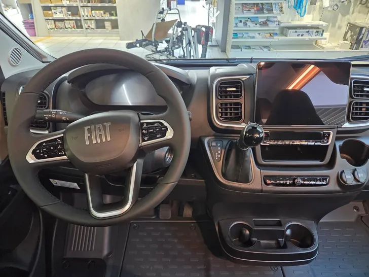 Fahrzeugbild Westfalia Columbus 540 D 140 PS Automatik Schlafdach*ACC #16