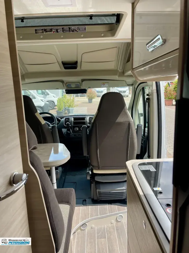 Fahrzeugbild Forster V 636 EB4 Flip *NEU* mit Aufstelldach #16