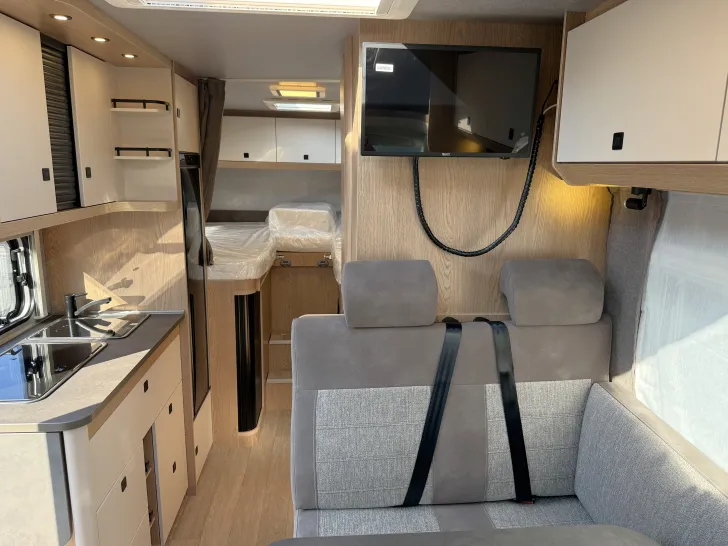 Fahrzeugbild Hobby ONTOUR T 710 GE 8-Gang Automatik 3.650 kg z.GG #14