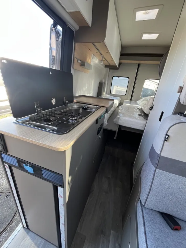 Fahrzeugbild LMC Innovan Ford 592 #9