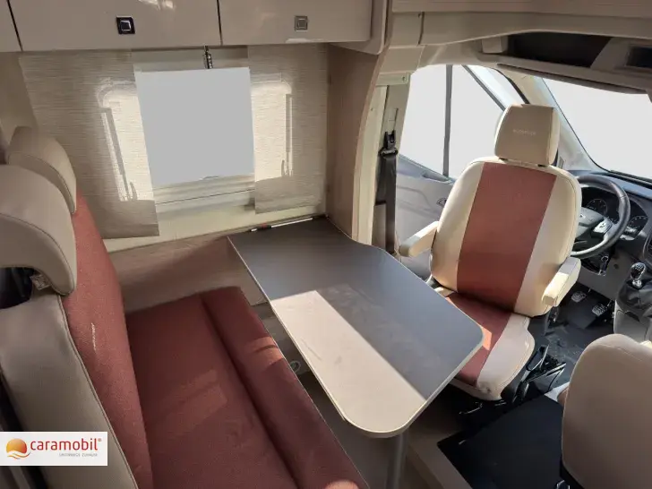 Fahrzeugbild Bürstner Lineo T 620 G (Solar Markise) #7