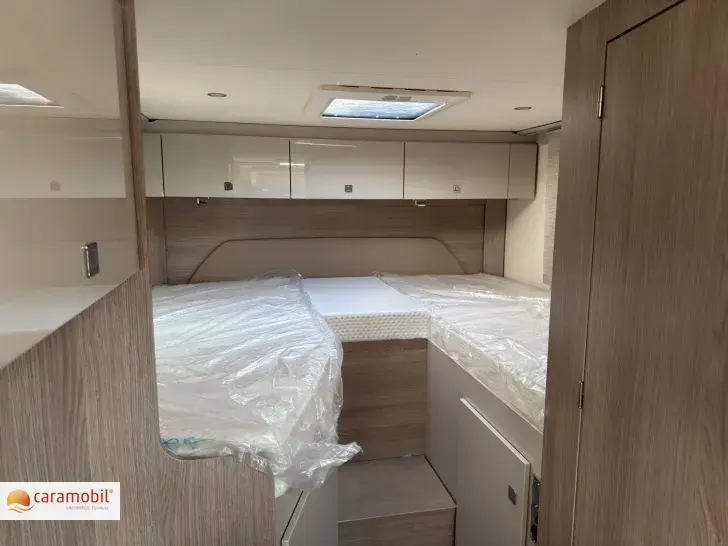 Fahrzeugbild Bürstner Lineo T 620 G (Solar Markise) #9