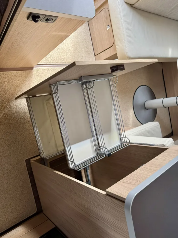 Fahrzeugbild Bürstner Averso 590 TS #17