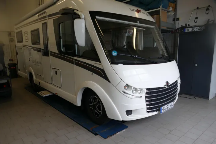 Fahrzeugbild Carthago c-tourer I 143 LE aus Vermietflotte #1
