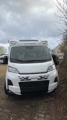 Frontal Vorne Weinsberg CaraCompact 600 MF Sofort verfügbar/ Automatik