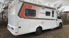 Schräg Hinten Weinsberg CaraCompact 600 MF Sofort verfügbar/ Automatik