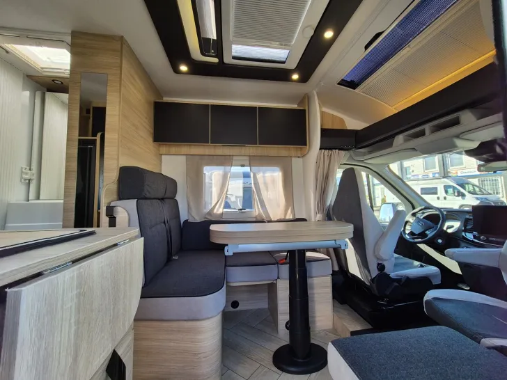 Fahrzeugbild Chausson Titanium 627 ohne Hubbett/Arctic/Allwetter #11