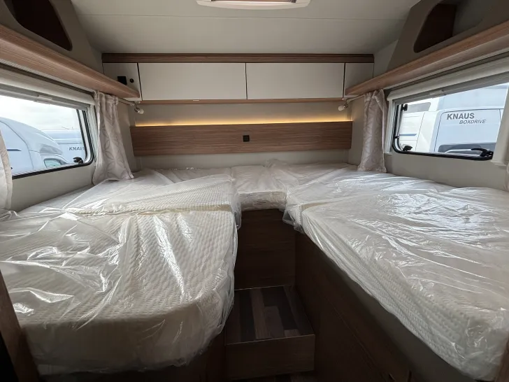 Fahrzeugbild Weinsberg CaraHome 650 MEG Einzelbetten Multimedia Markis #7