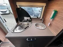 Fahrzeugbild Weinsberg CaraHome 650 DG el. Stufe, Markise, Multmedia #12