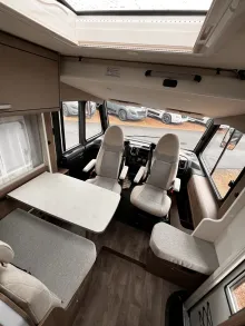 Fahrzeugbild Carado I 338 #8