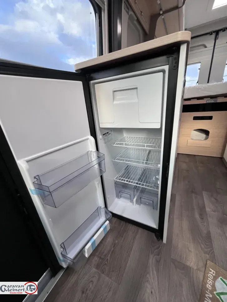 Fahrzeugbild LMC Innovan Pure 600 #21