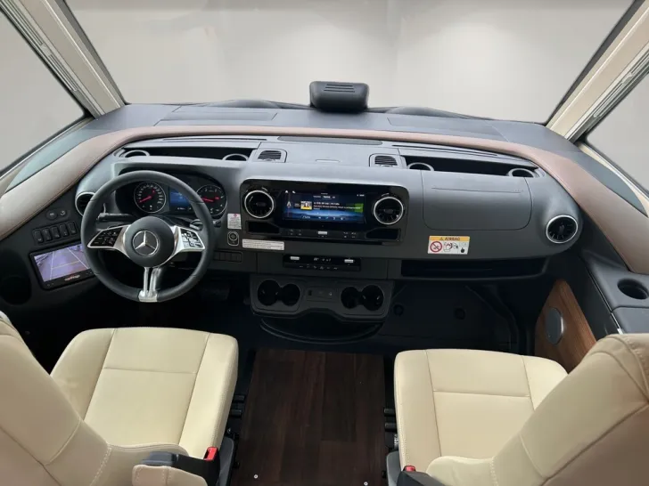 Fahrzeugbild Carthago chic e-line I 51 QB DA #10