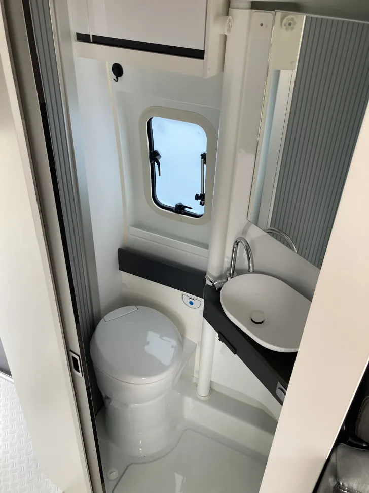Fahrzeugbild Adria Twin Supreme 640 SGX #17