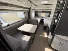 Sicht vorne-hinten Hobby Excellent 460 SL Weekly-Deal Hausmesse