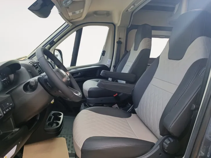 Fahrzeugbild Weinsberg CaraBus GREY EDITION FIRE 540 MQ #10