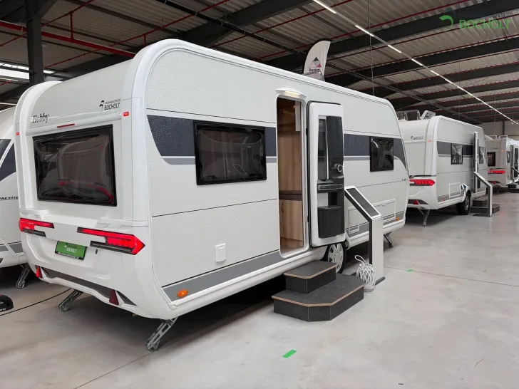 Fahrzeugbild Hobby De Luxe 540 UL Modell 2026 / 1800 kg #4