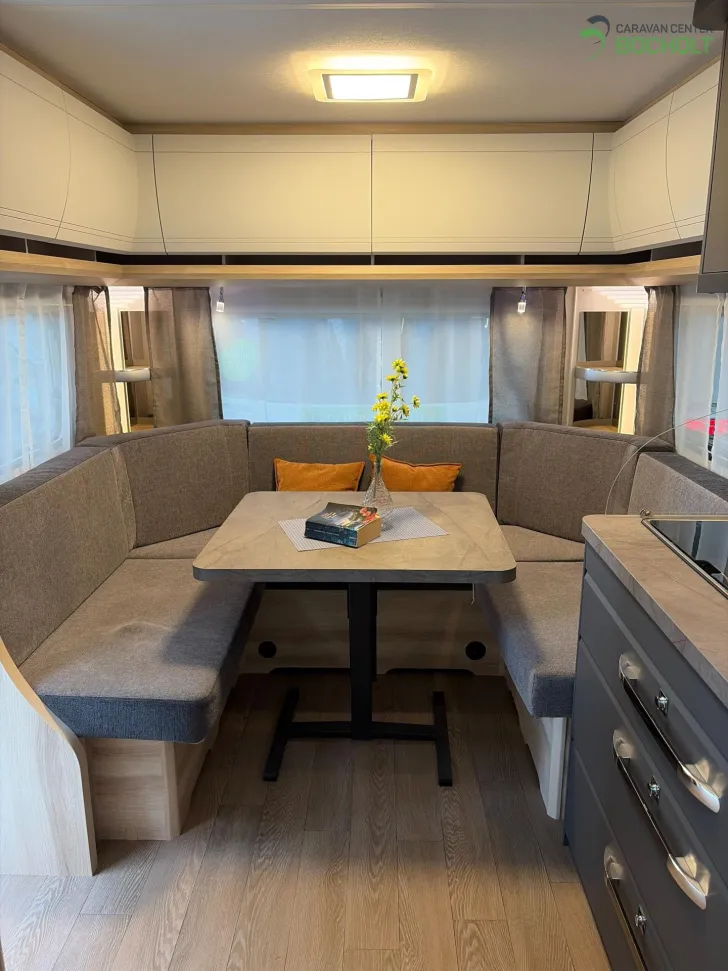 Fahrzeugbild Hobby De Luxe 540 UL Modell 2026 / 1800 kg #5