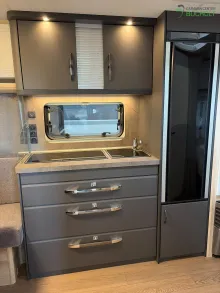 Fahrzeugbild Hobby De Luxe 540 UL Modell 2026 / 1800 kg #6