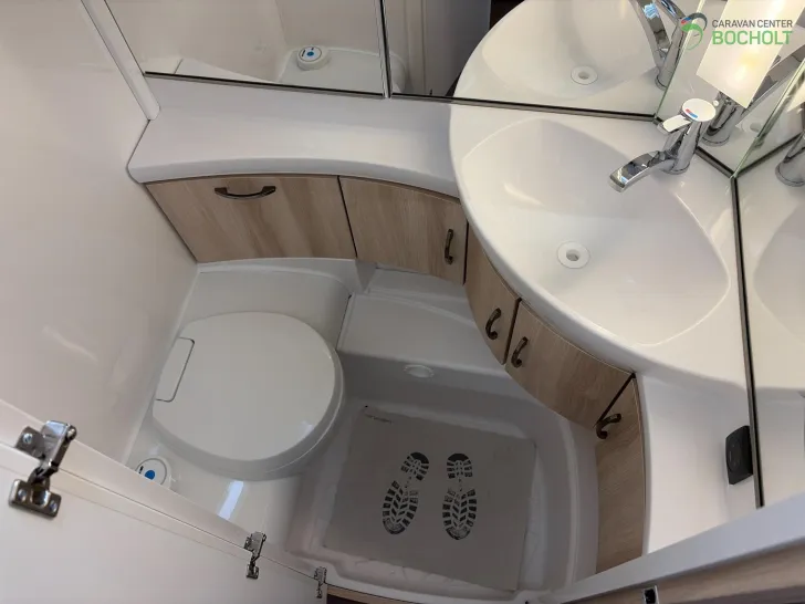 Fahrzeugbild Hobby De Luxe 540 UL Modell 2026 / 1800 kg #10