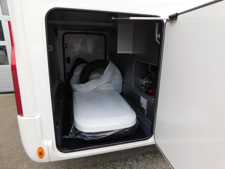 Fahrzeugbild Rapido Serie M 66 Hubstützen, Bugschränke, 2xTV, Klima #6