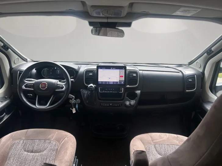 Fahrzeugbild Malibu T 490 LE #10