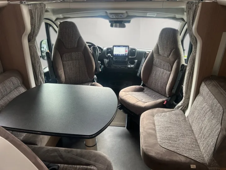 Fahrzeugbild Malibu T 490 LE #11