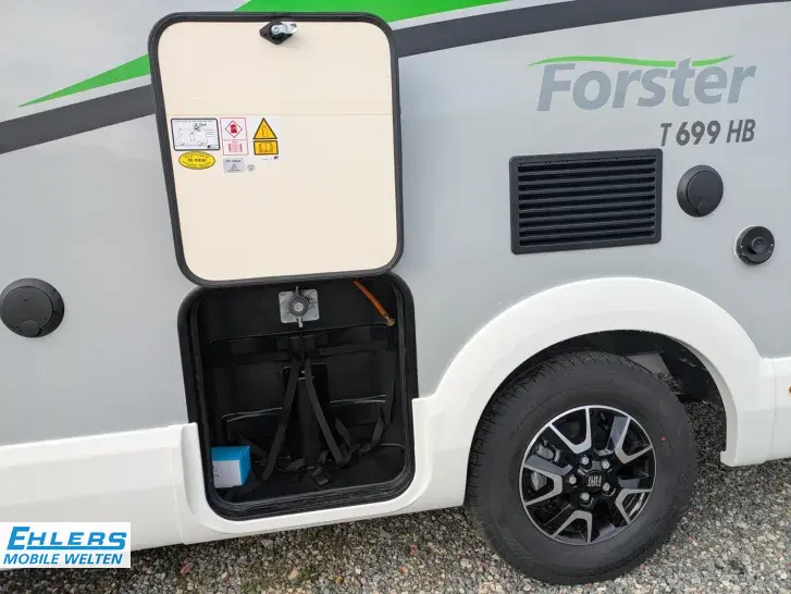 Fahrzeugbild Forster T F699 HB Winter-Comf-Exclusive-Driver-Travel-Paket #28