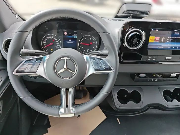 Fahrzeugbild Weinsberg CaraCompact MB EDITION PEPPER 640 MEG #8