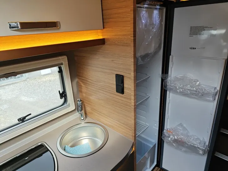 Fahrzeugbild Weinsberg CaraCompact MB EDITION PEPPER 640 MEG #14