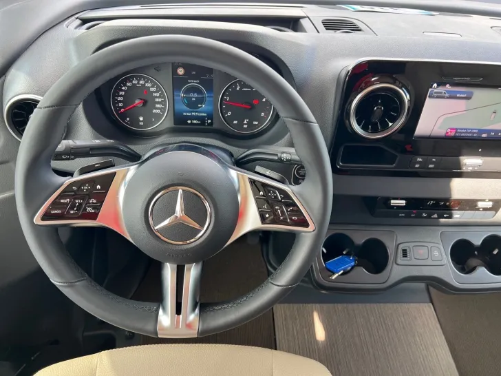 Fahrzeugbild Carthago C2-tourer I 145 RB LE comfort Mercedes (310) #10