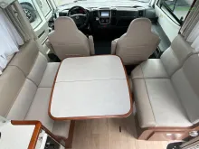 Fahrzeugbild Rapido Distinction i96 #6