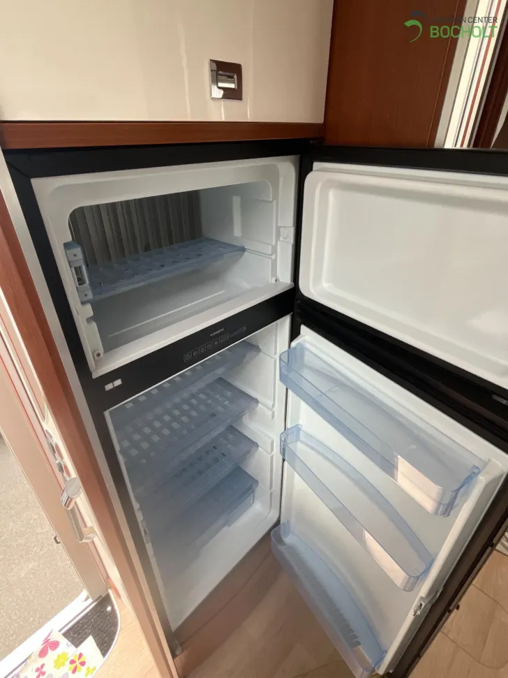 Fahrzeugbild Rapido Distinction i96 #8