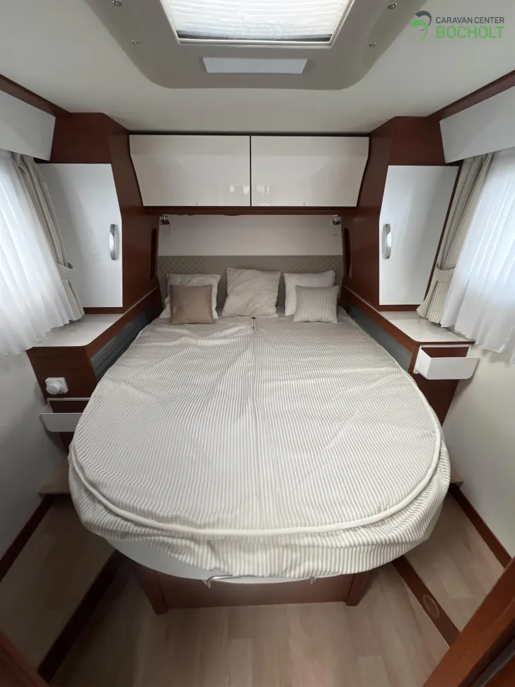 Fahrzeugbild Rapido Distinction i96 #9