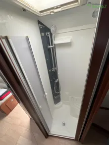 Fahrzeugbild Rapido Distinction i96 #10